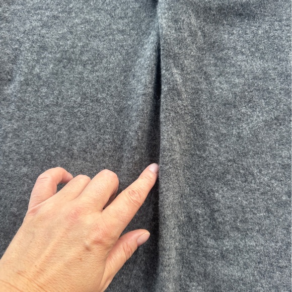 Enzo Mantovani Cashmere Twist V
Neck Womens Tunic Sweater Sz S - Picture 9 of 9